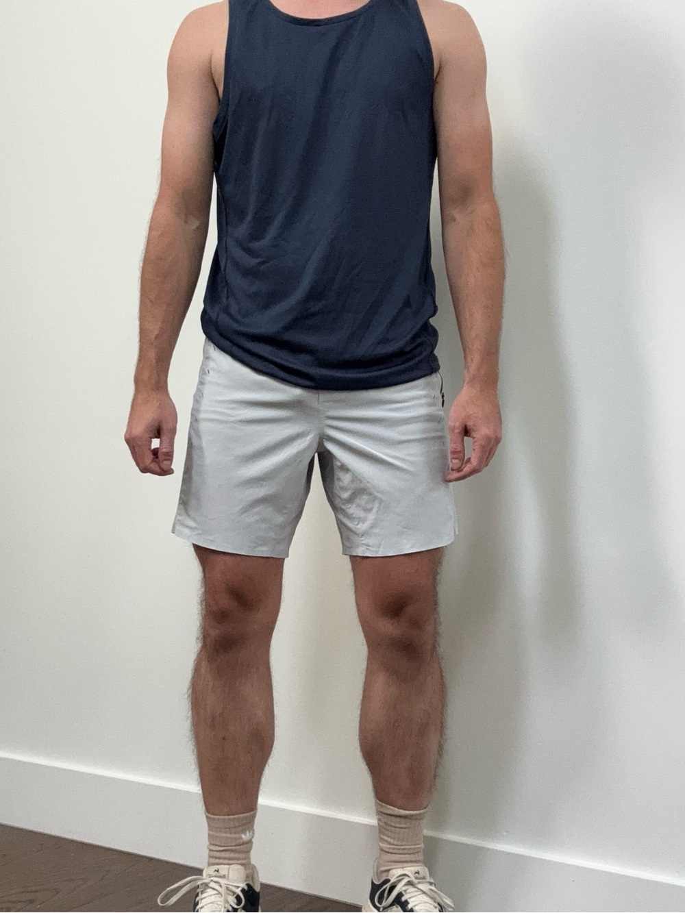Ten Thousand 7” Session Short Men’s Size Small Silver Lined